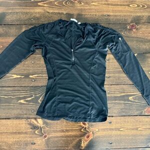 Athleta Black Athletic Long-sleeved Quarterzip Top